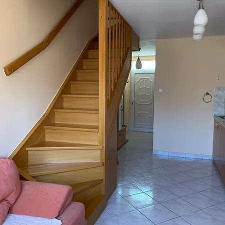 Lakeside Апартаменты *